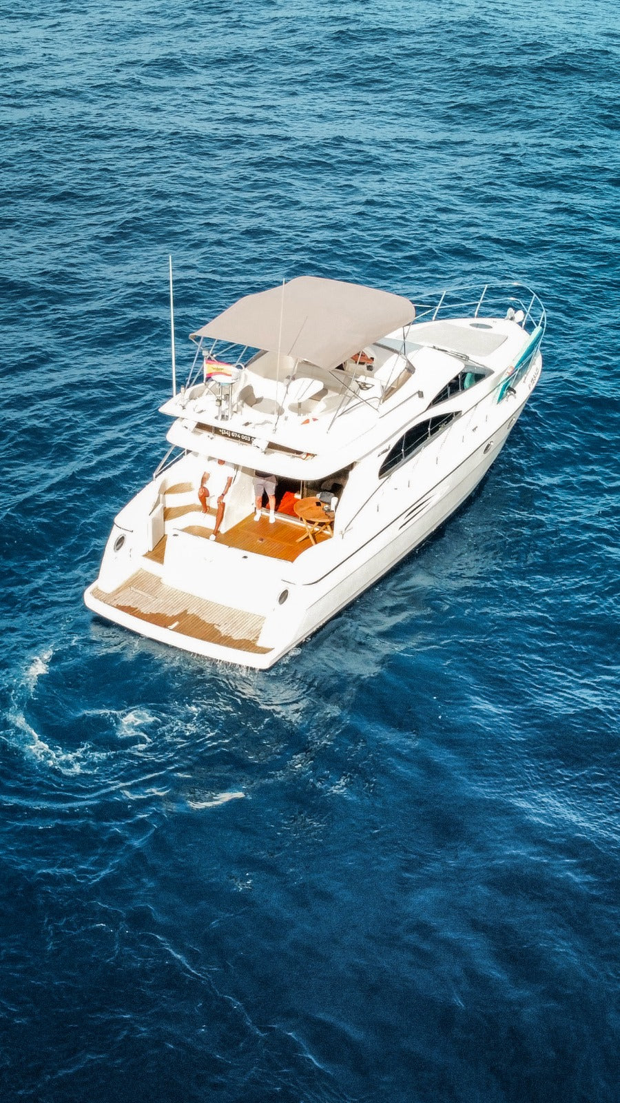 Private yacht 12 people