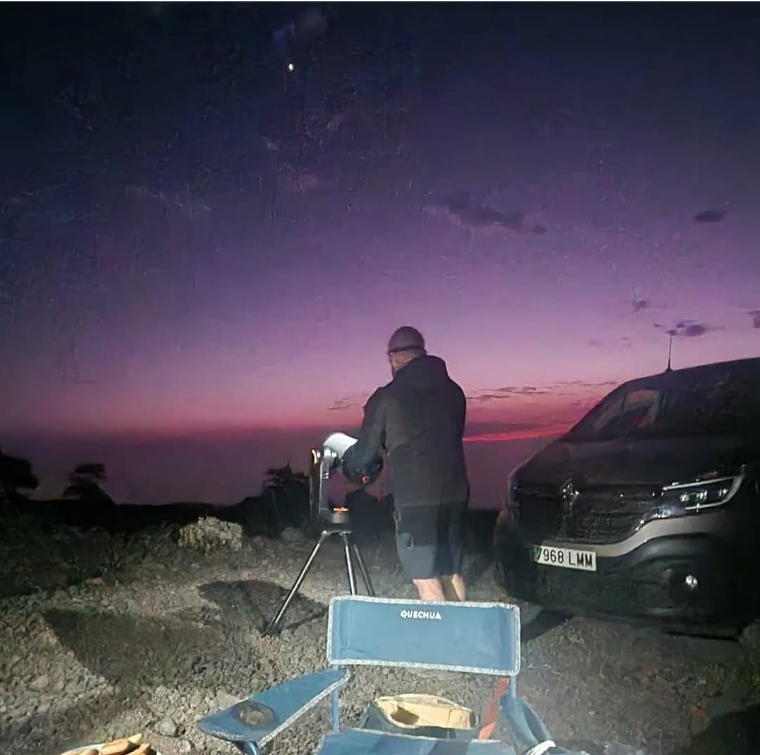 Private Sunset & Star Gazing + Picnic
