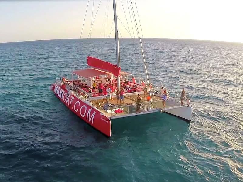 Big catamaran maxicat